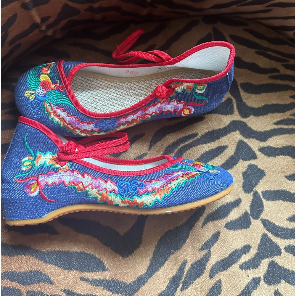 Traditional Chinese dance shoes.
